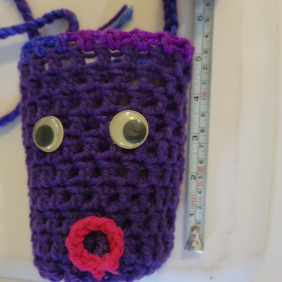 Fun Purple Crochet Bag w/ Eye Design - Picture 7 of 8